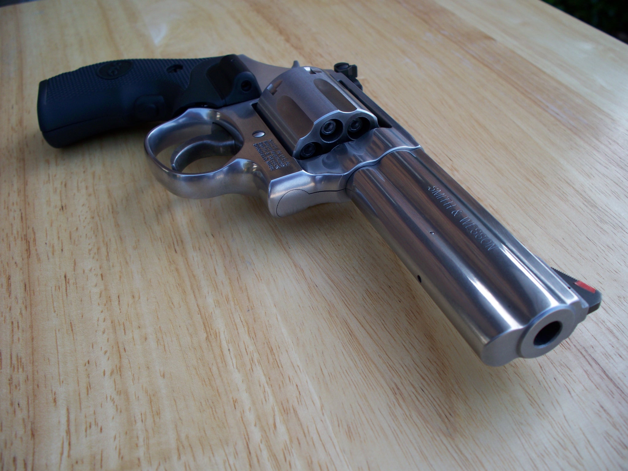 Smith  Wesson .357 Model 686 Plus barrel view